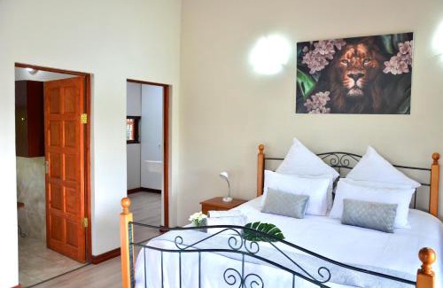 Hammanskraal Cabine | Muqurati Lodge - Dinokeng Game Reserve