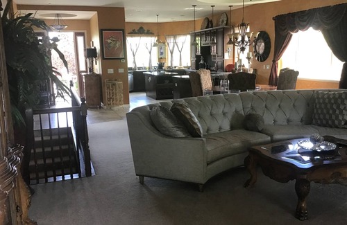 West University Maison | Murphys Game House !!