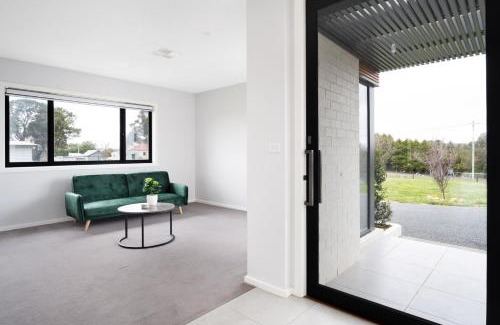 Collector Maison | Murray Home Collector