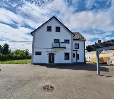 Zeltweg Appartement | Murtal Appartement Größingblick Top 1