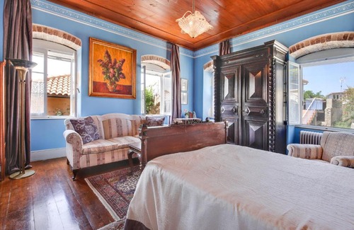 Faraklata Hôtel | Museum Hotel George Molfetas