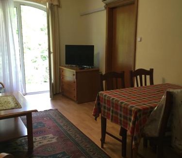Heviz Appartement | Muskátli Apartmanház