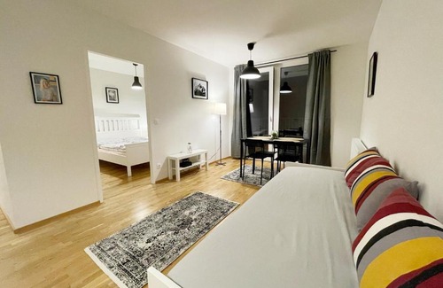 Simmering Appartement | MUZETA11 - Modern Town Apartment with Balcony
