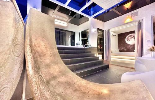 Taman Melaka Raya Appartement | MW Imperio Residence 2Bedroom Sea View Private Jacuzzi Villa