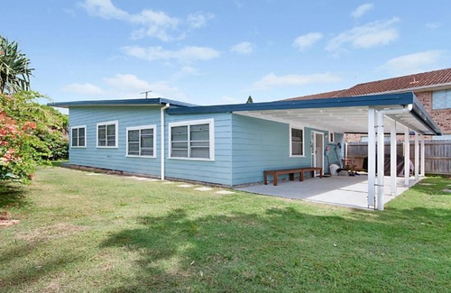 North Creek Maison | My Blue Heaven - Dog Friendly - Perfect Beach Side Cottage
