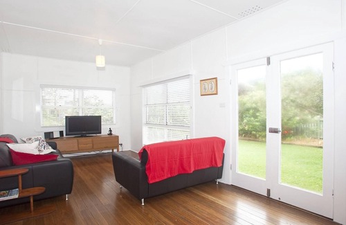 North Creek Maison | My Blue Heaven - Dog Friendly - Perfect Beach Side Cottage