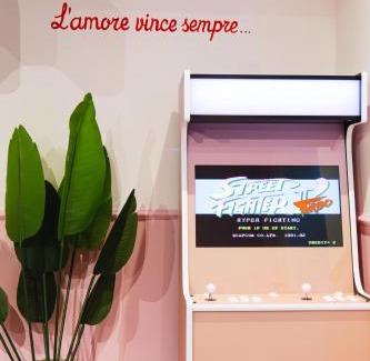 Manage Maison | My Funky House - Jacuzzi, Sauna, billard, cinéma, Nintendo Switch, jeux, filet suspendu