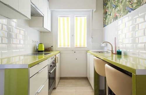 Athens Appartement | My Happy Modern Colored