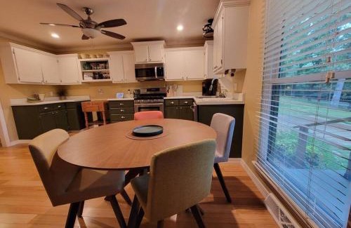 Cherokee Village Maison | My Hideaways Serinity Hill