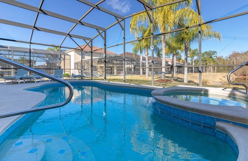 Thousand Oaks Maison | My Palms Sway in Davenport — Water views pool home 5 bedrooms