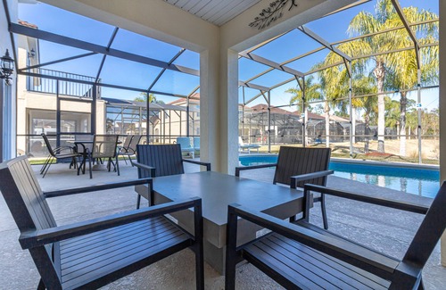 Thousand Oaks Maison | My Palms Sway in Davenport — Water views pool home 5 bedrooms