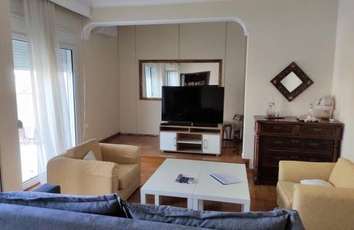 Larissa Appartement | My Place