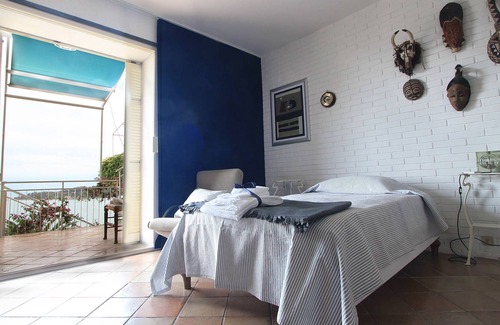 Portovenere Villa | Villa Roby est une belle villa à Portovenere, Cinque Terre, avec une vue magnifique sur la mer, 5 chambres