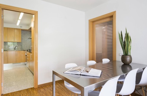 Sant Gervasi Appartement | My Space Barcelona 6 Apart. dans le centre de Barcelone pour jusqu'à 36 pax