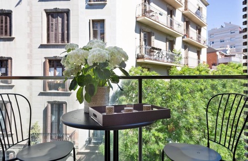 Sant Gervasi Appartement | My Space Barcelona 6 Apart. dans le centre de Barcelone pour jusqu'à 36 pax