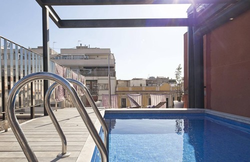 el Fort Pienc Appartement | My Space Barcelona 6 appartements avec terrasse et piscine pour jusqu'à 48 pax