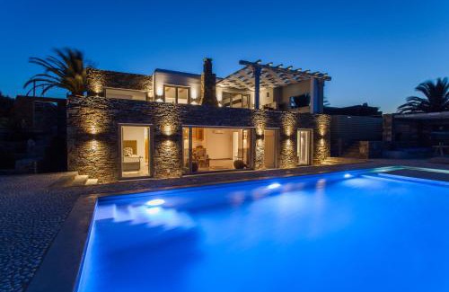 Kalafatis Villa | Myconian Platinum Superior & Junior Villas