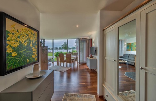 Kropeliner-Tor-Vorstadt Appartement | "myHarbourfront", luxuriöses Wohnen an der Hafenmole