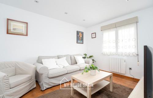 Gijon-Este Appartement | MyHouseSpain - Único piso cerca de la playa