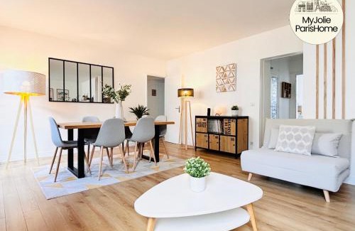 Quartier de Javel Appartement | MyJolieParisHome - King size bed, Balcony, 2 Parking