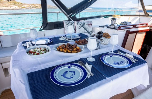 Tourlos Location De Bateaux | Mykonos - Cabine rooms in Luxury sailing yacht
