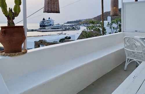Tourlos Appartement | Mykonos Rose Nest - Sea View Escape