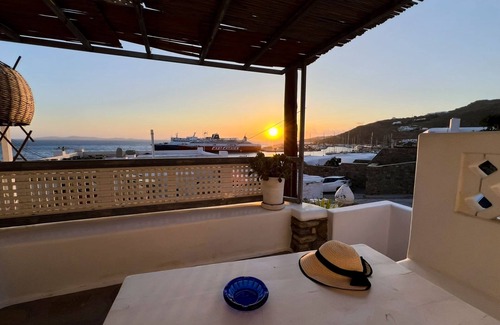Tourlos Appartement | Mykonos Violet Nest - Sea View Escape
