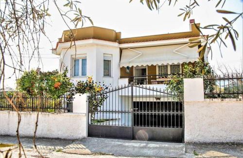 Nea Peramos Maison | Myrsini' s House