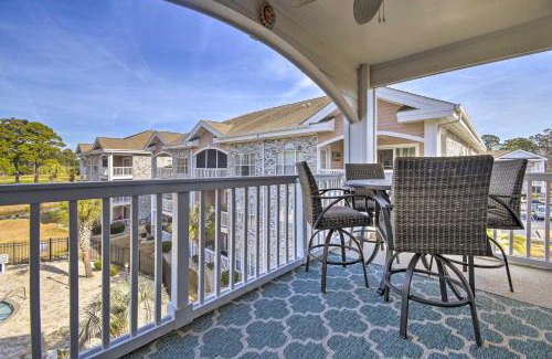 Central Myrtle Beach Appartement | Myrtle Beach Condo Golf Course and Pool View!