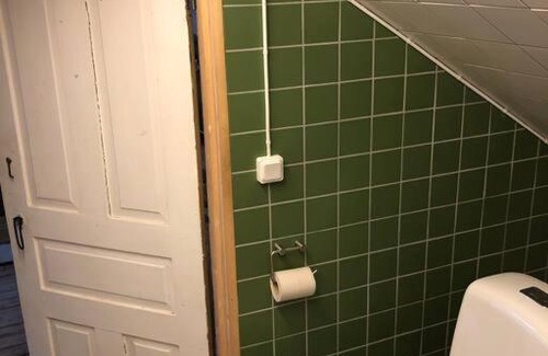 Kivik Appartement | Mysigt men trångt vindsrum i Svinaberga!