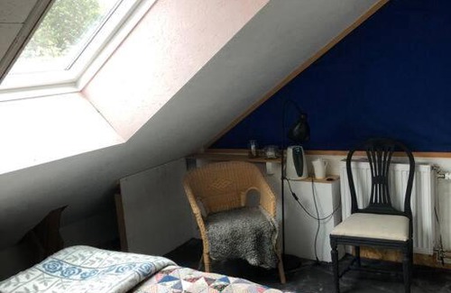 Kivik Appartement | Mysigt men trångt vindsrum i Svinaberga!