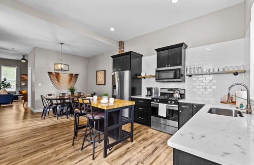 Benton Park Maison | 3308: Mysteries on Lemp by JZ Vacation Rentals
