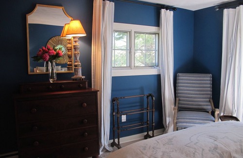 Mystic - New London Cottage | Chic Guest Cottage, Great location between Historic Stonington Borough & Mystic