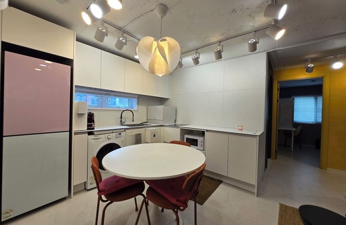 Cheongdam Villa | N.6 Great View, Stylish Home with Stunning Street View, Gangnam, Seoul