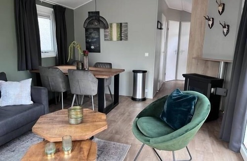 Municipality of Amstelveen Maison | Chalet avec 2 chambres à coucher et terrasse
