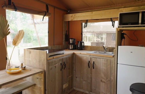 Nunspeet Cabine | Glampingtent with 2 bedrooms