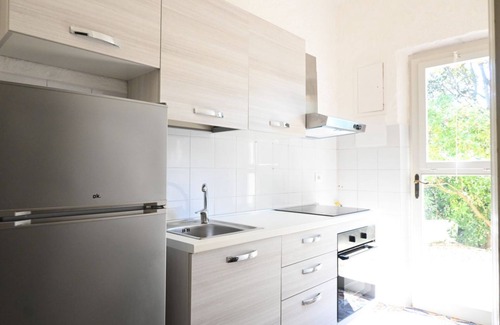 Villaggio Taunus Appartement | N111 - Numana, single villa with garden and sea view