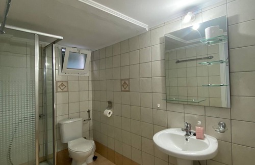 Parga Appartement | n3.5min away from Parga Nice sea view We welcome you to a cozy and friendly stay