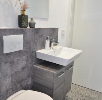 Aldingen Maison | N37 -modern eingerichtete Zimmer in ruhiger Lage
