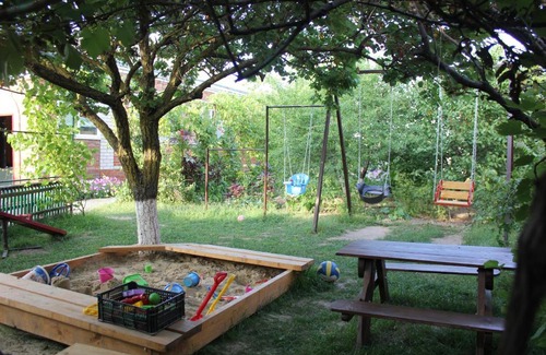 Dolzhanskaya Maison | Na Dolzhanskoy Guest House