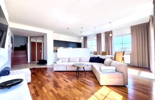 Gdansk Appartement | Nad stawem, dwupoziomowy, 6 łóżek, parking, zielona okolica