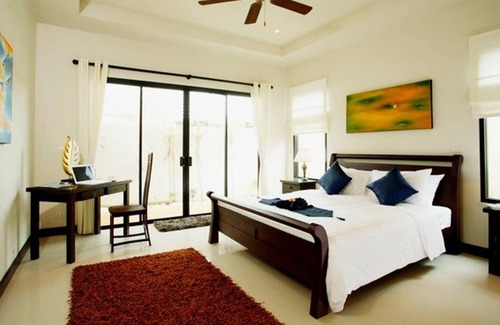 Nai Harn Villa | Nai Harn Beach 7 Bedroom Sleeps 18