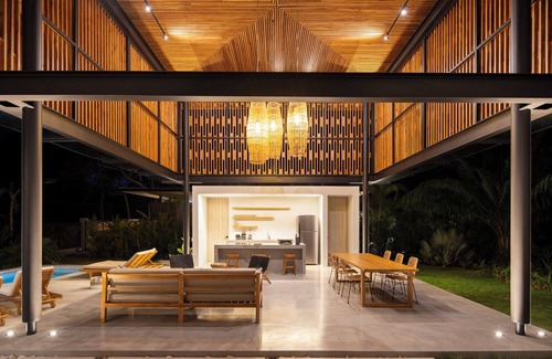 Playa Hermosa Cobano Villa | Naia Retreat private Pools /Walking Distance to the Beach