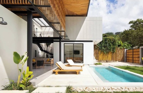Playa Hermosa Cobano Villa | Naia Surf Villa East Walk