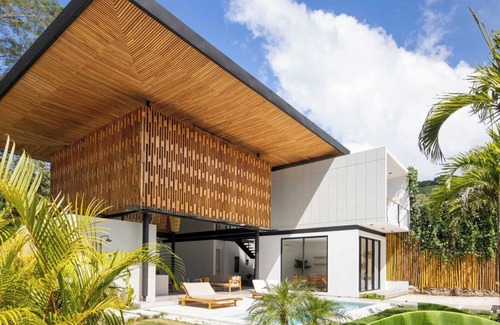 Playa Hermosa Cobano Villa | Naia Two private Pool /Walking Distance to the Beach