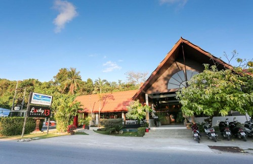Nai Harn Hôtel | Naiharn Beach Resort - SHA Plus Extra