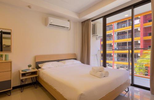 Nai Harn Appartement | NaiHarn Sea Condo by Holy Cow, 1-BR, courtyard view