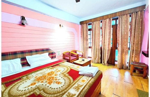 Mallital Hôtel | Nainital Hotel R C Near mall Road