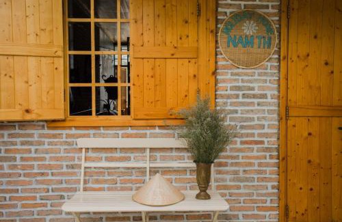Đong Hoa Hiep Maison | Nam Thi Holiday Home