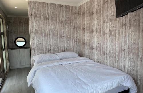 Moses Kotane Autre | Namamaoto Cubes Resort
